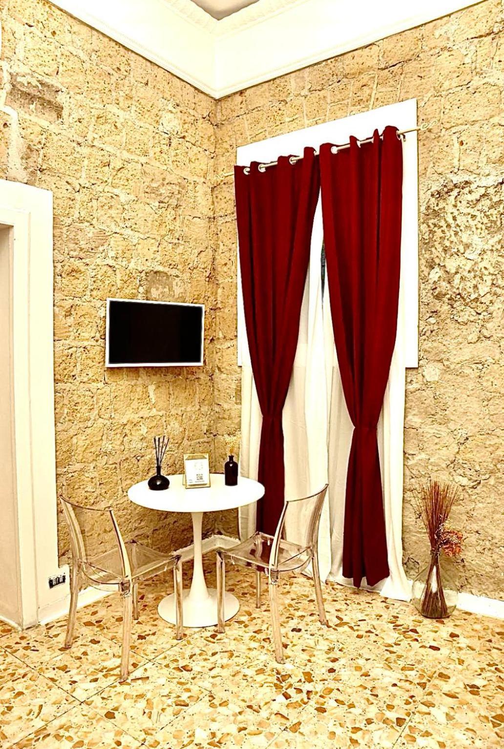 Apartamento La Dimora Di Mary Nápoles Exterior foto